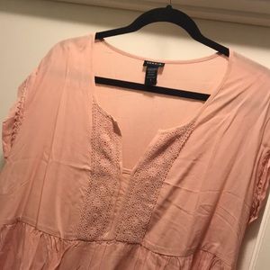 Torrid size 1 light pink blouse